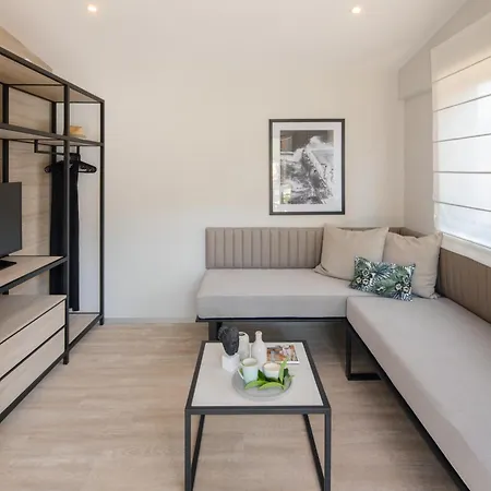 Gava Waterman – 4*