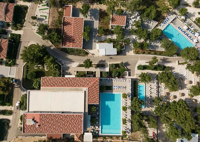 Gava Waterman – 4*