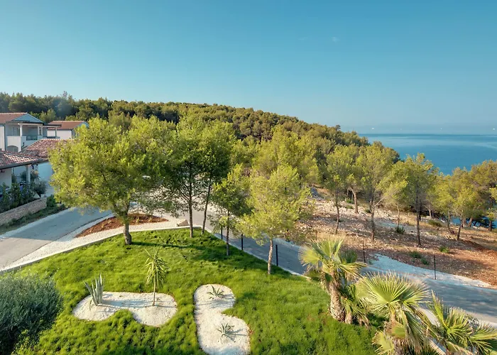 Gava Waterman – 4*