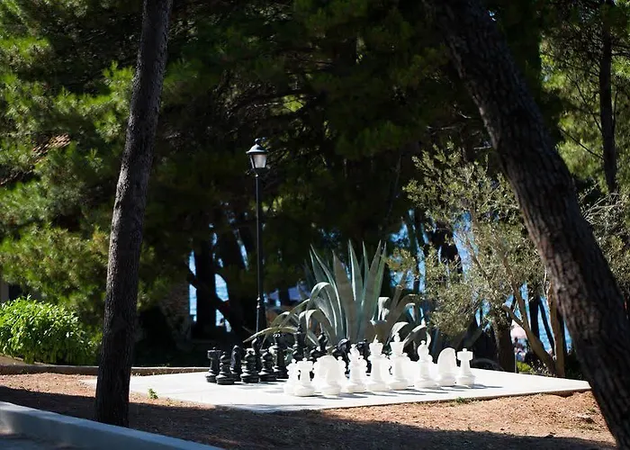 Gava Waterman – 4* Milna (Brac)